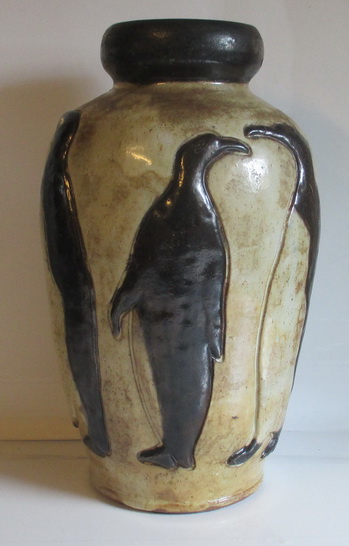 art deco ceramic vase Guerin with pinguins