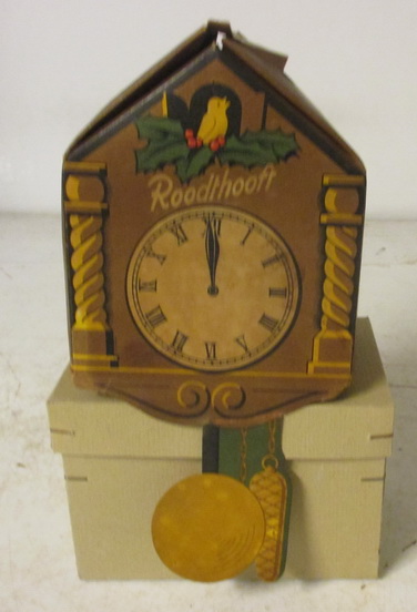 vintage cardboard package tin Roodthoofd clock